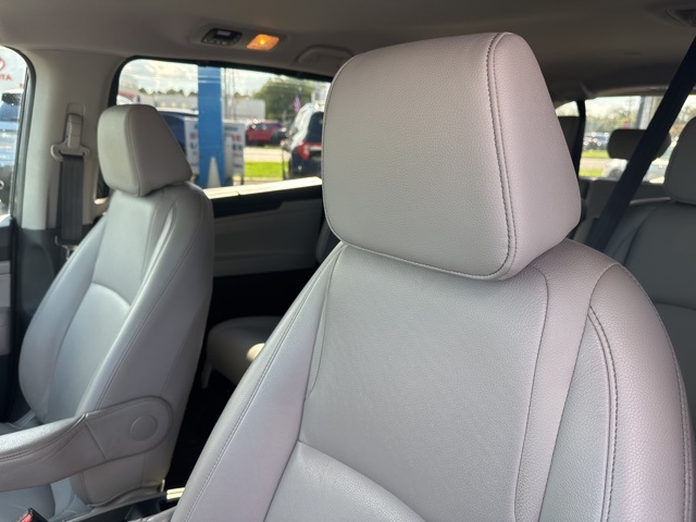 2023 Honda Odyssey EX-L photo 17