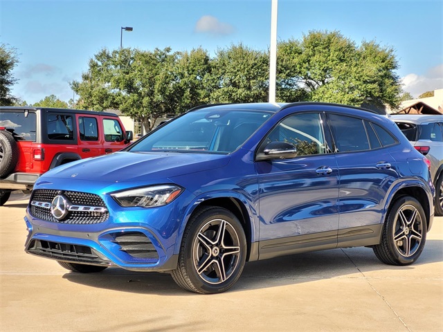 2025 Mercedes Benz GLA 250 photo 3