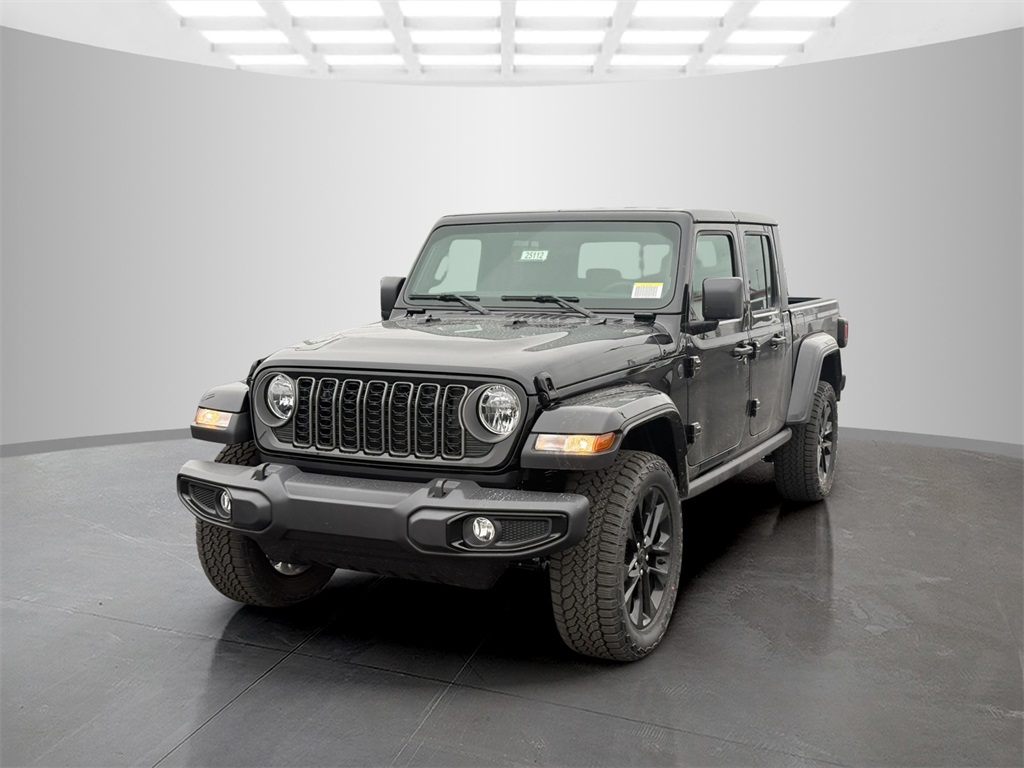 2025 Jeep Gladiator Sport photo 3