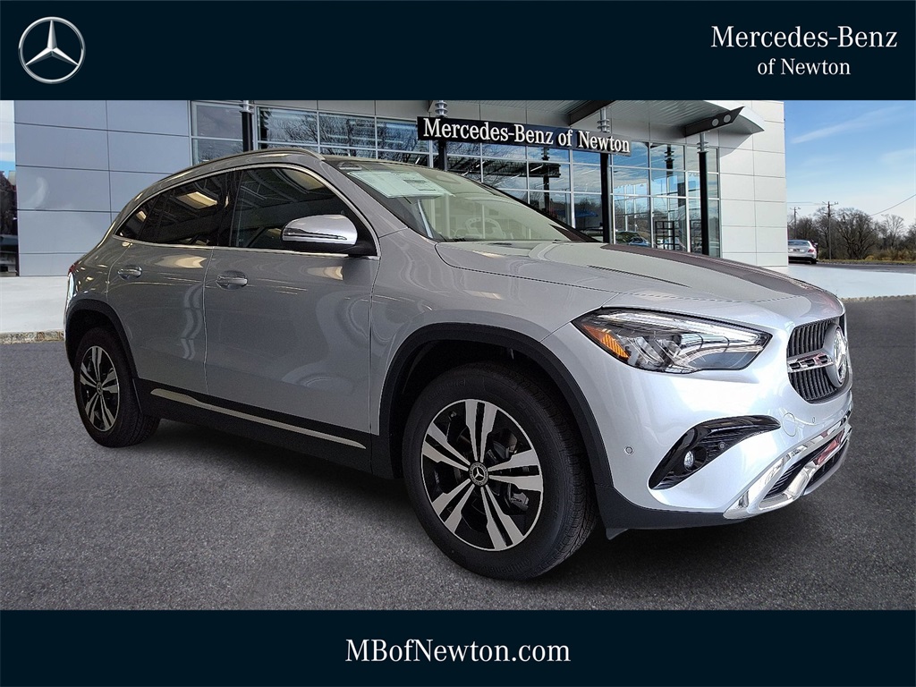 2026 Mercedes-Benz GLA GLA 250's photo