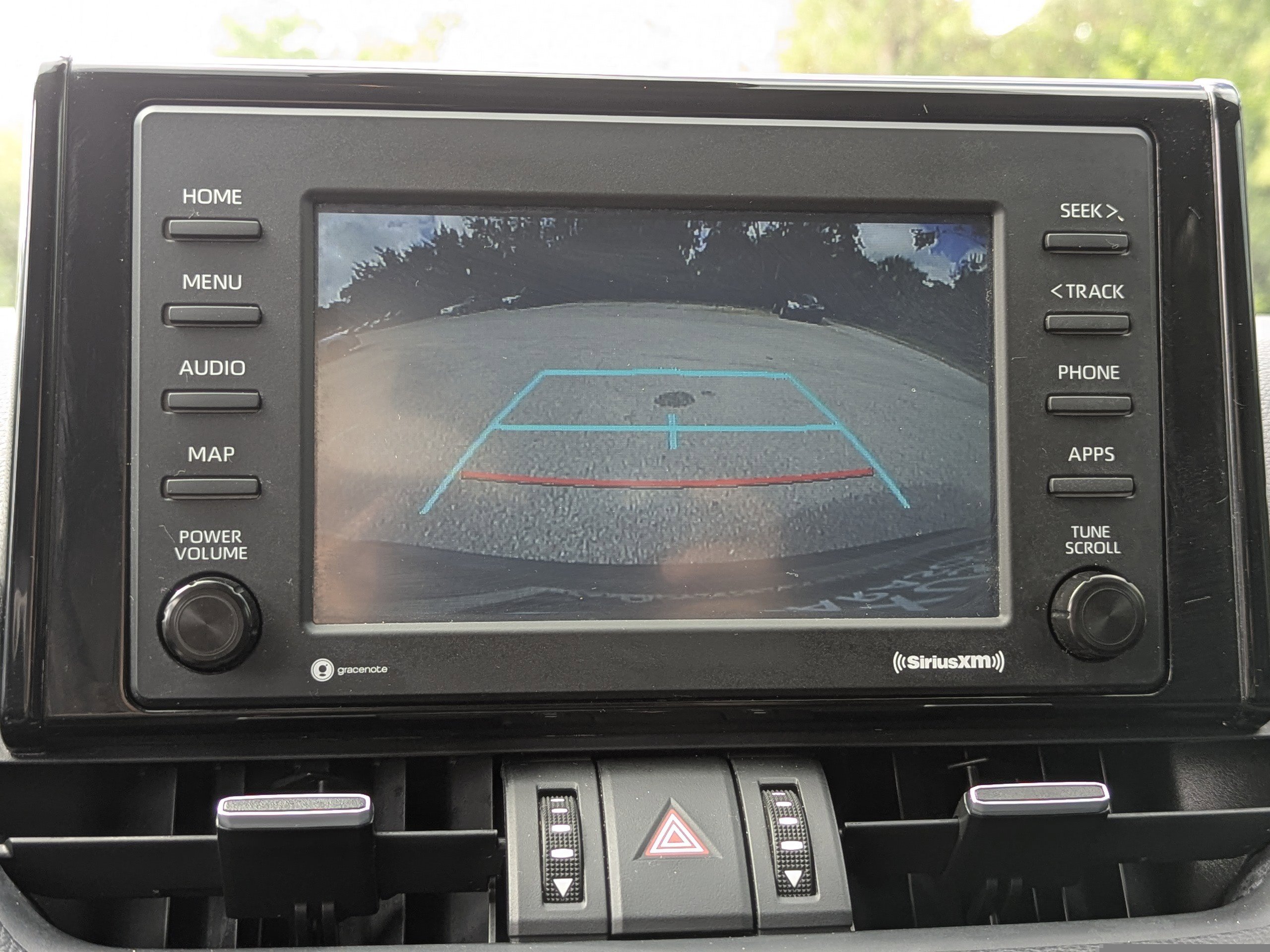 2021 Toyota RAV4 XLE Premium photo 19