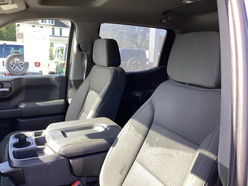 2021 Chevrolet Silverado 1500 Custom photo 16