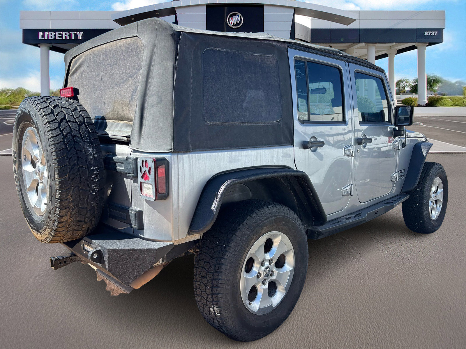 2013 Jeep Wrangler Unlimited Sport photo 2