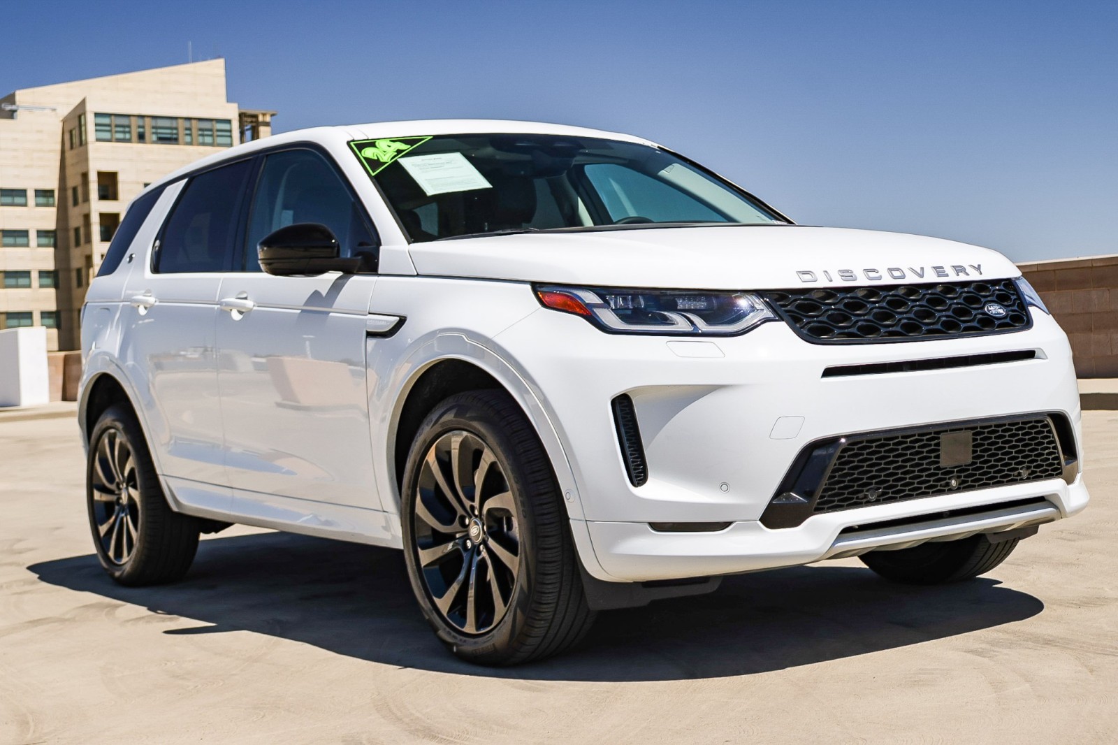 2024 Land Rover Discovery Sport S photo 3