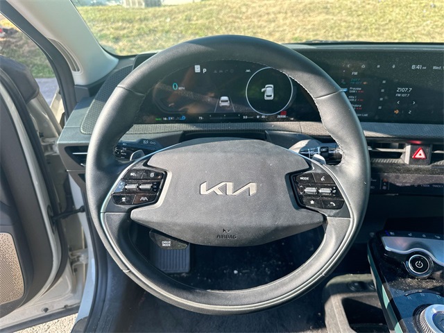 2022 Kia EV6 Light Wind GT-Line photo 10