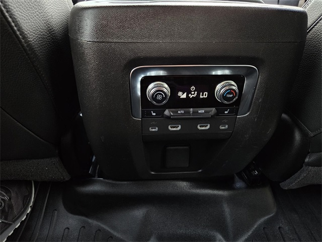2021 Gmc Yukon Denali photo 30