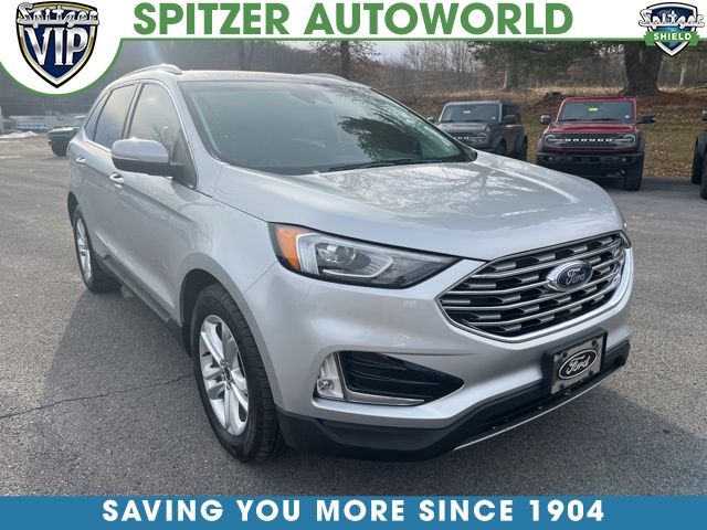 2019 Ford Edge SEL's photo