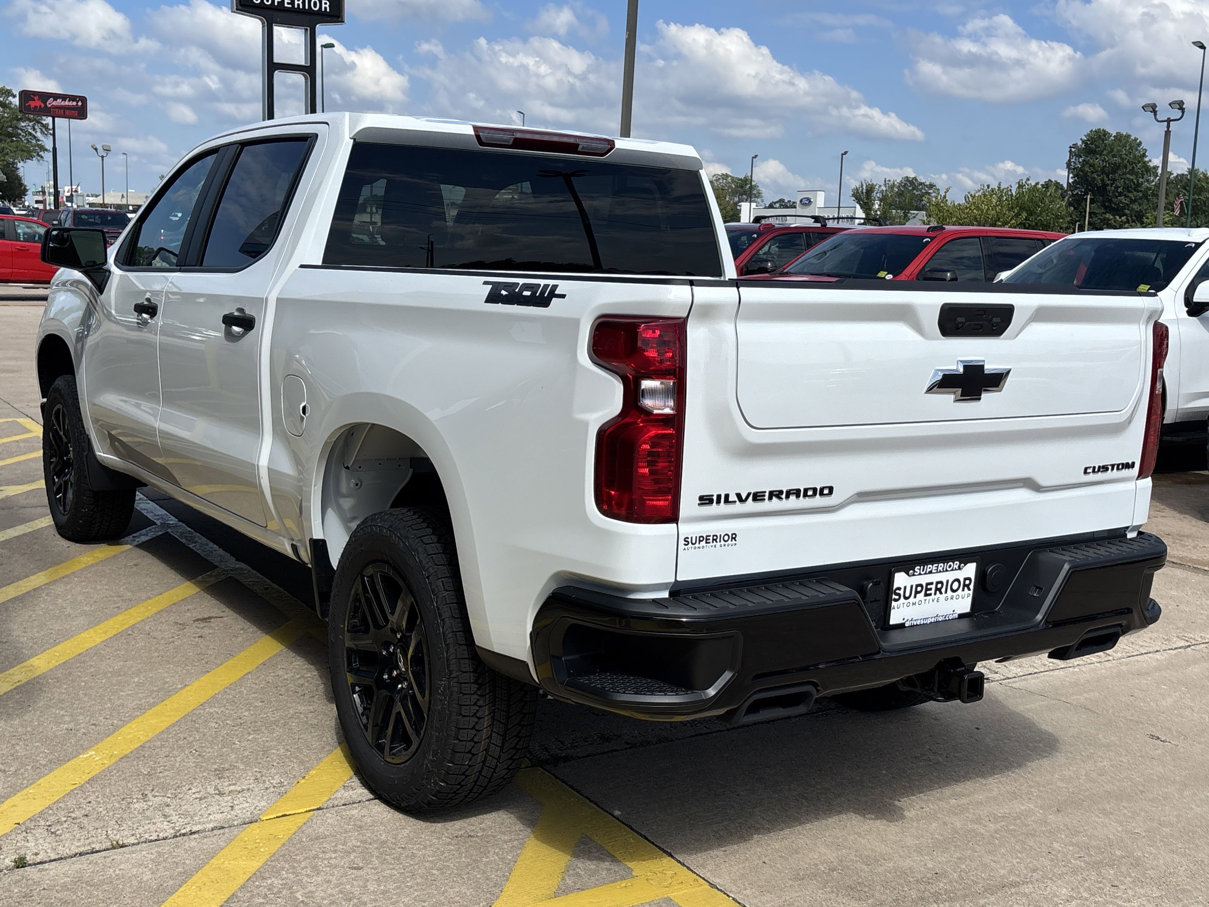 2025 Chevrolet Silverado 1500 Custom Trail Boss photo 3