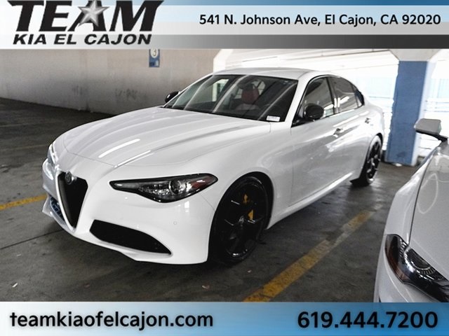 2020 Alfa Romeo Giulia Base's photo