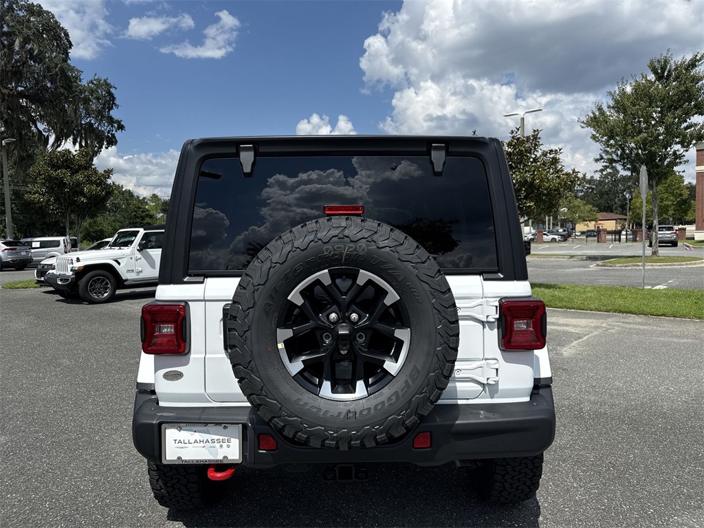 2025 Jeep Wrangler Rubicon photo 4