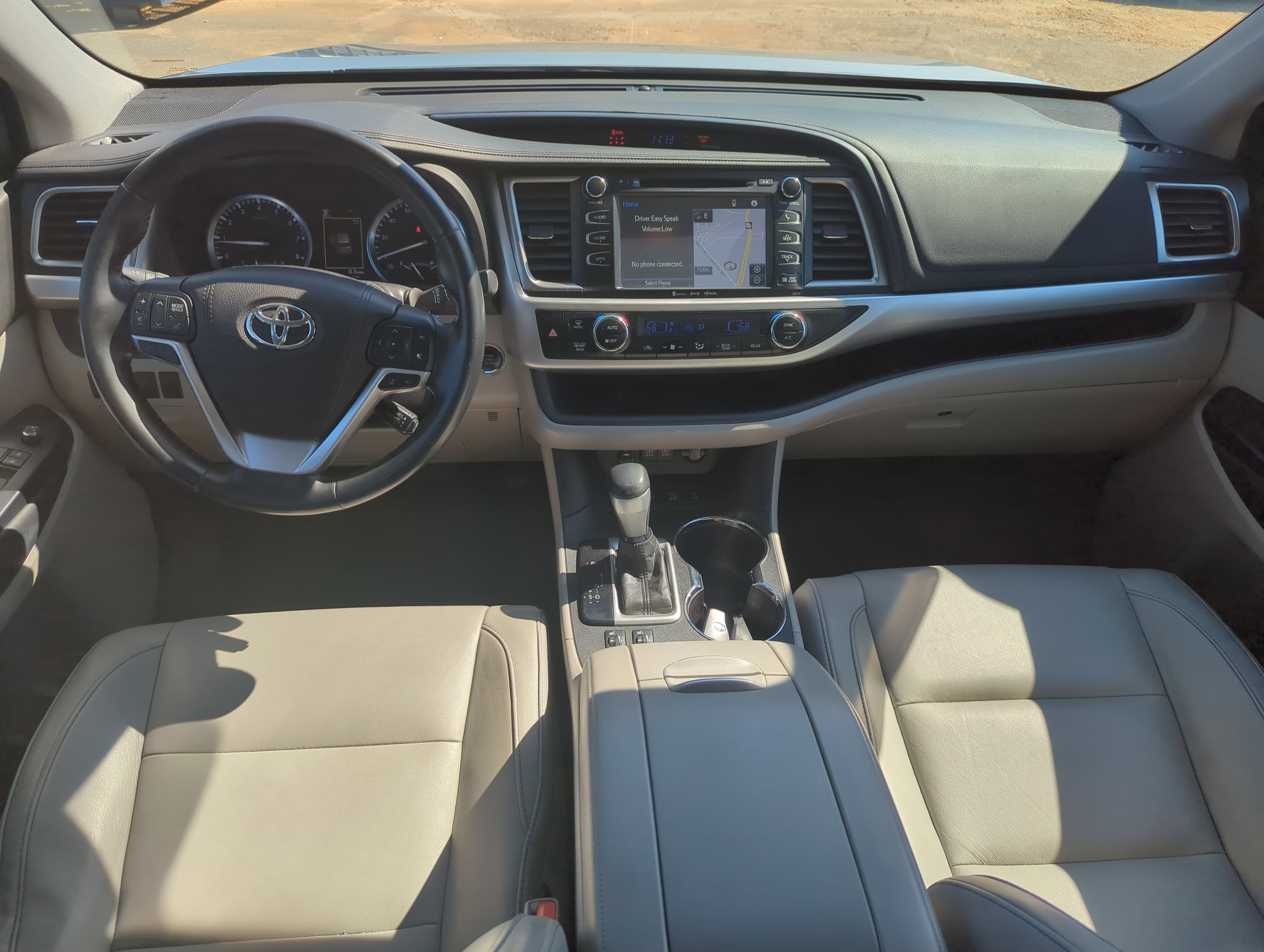2017 Toyota Highlander XLE photo 12