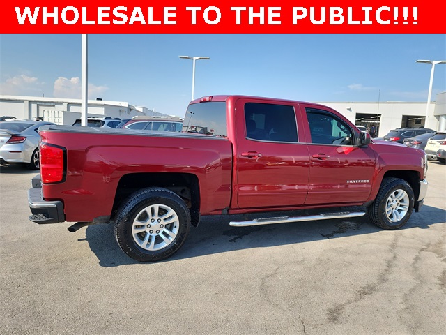2018 Chevrolet Silverado 1500 LT photo 2