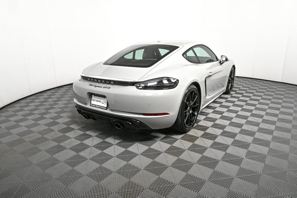 2025 Porsche Cayman GTS 4.0 photo 25
