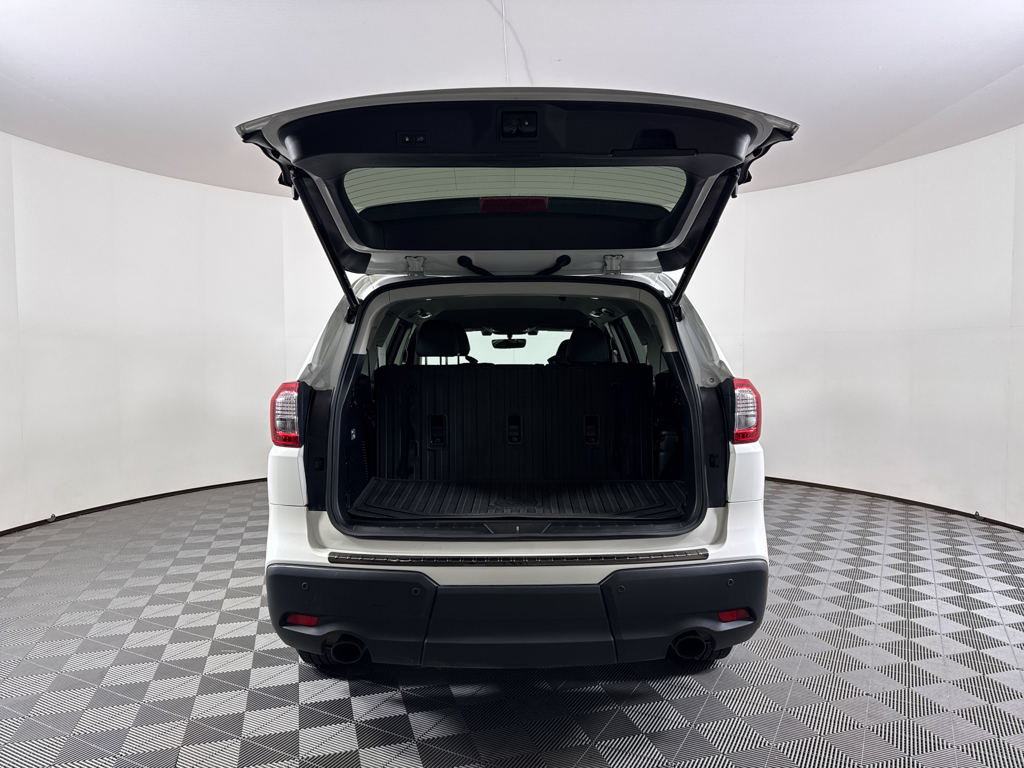 2022 Subaru Ascent Onyx Edition photo 5