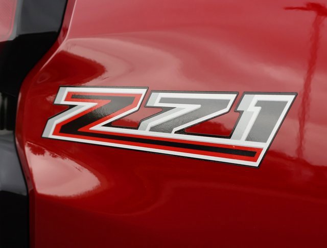 2025 Chevrolet Colorado Z71 photo 4