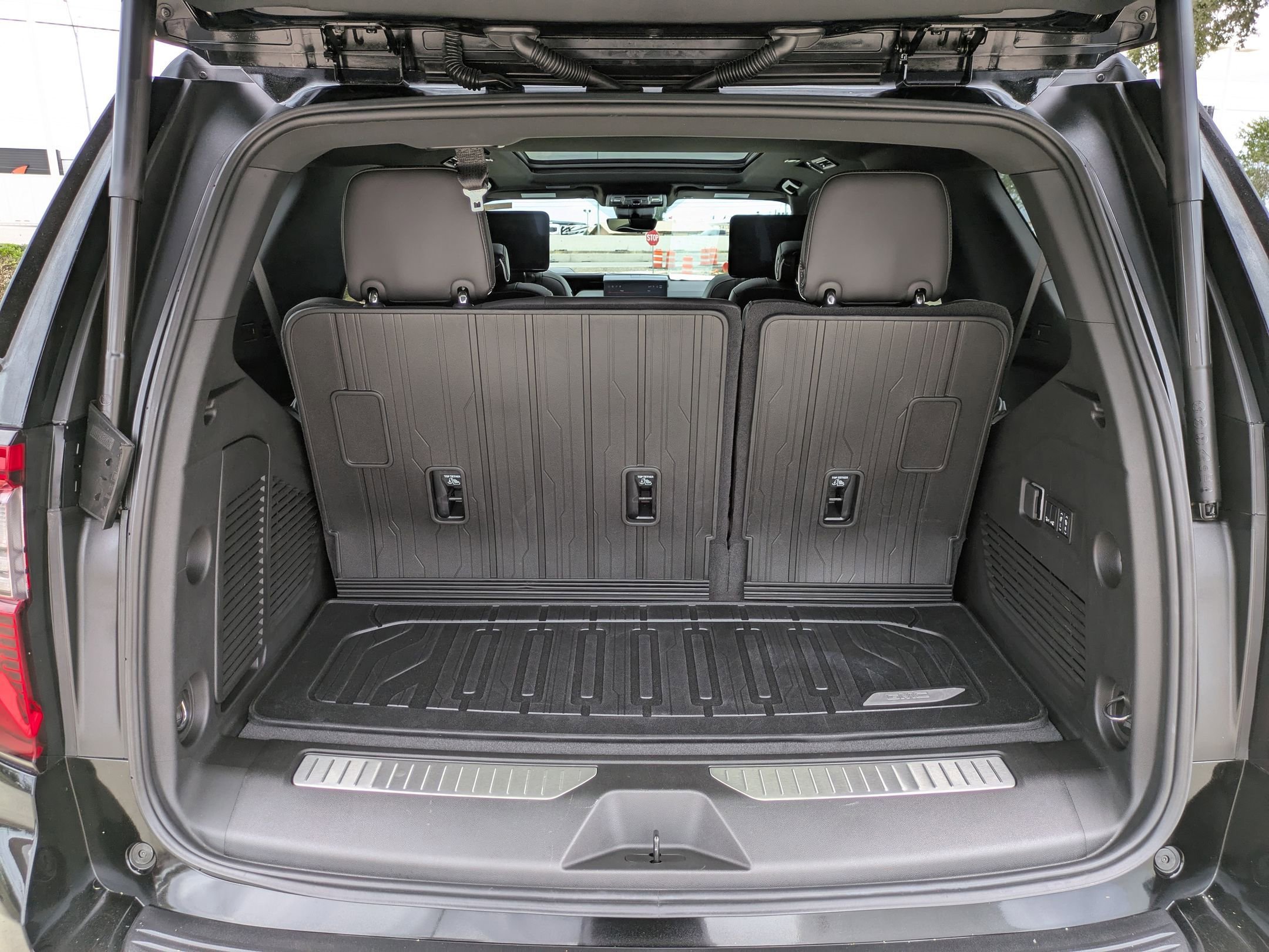 2025 Gmc Yukon AT4 Ultimate photo 26