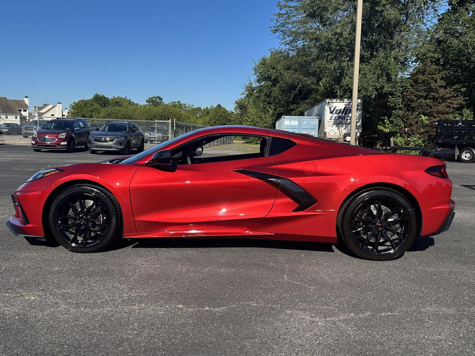 2026 Chevrolet Corvette Stingray 2LT photo 4