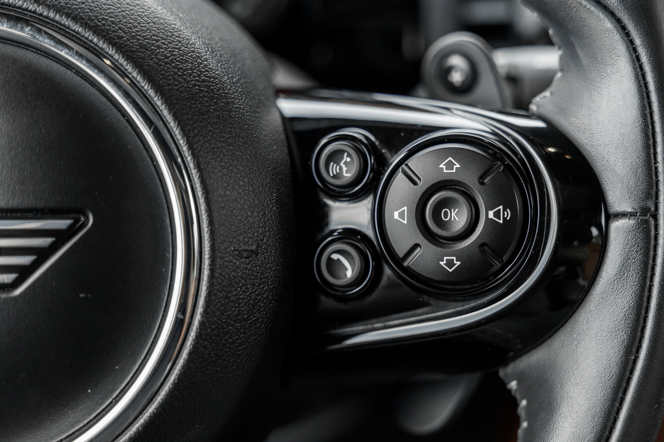 2020 Mini Cooper 4 Door Hardtop S photo 13