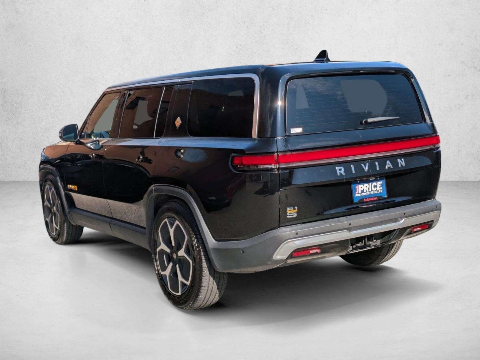2023 Rivian R1S Adventure photo 8