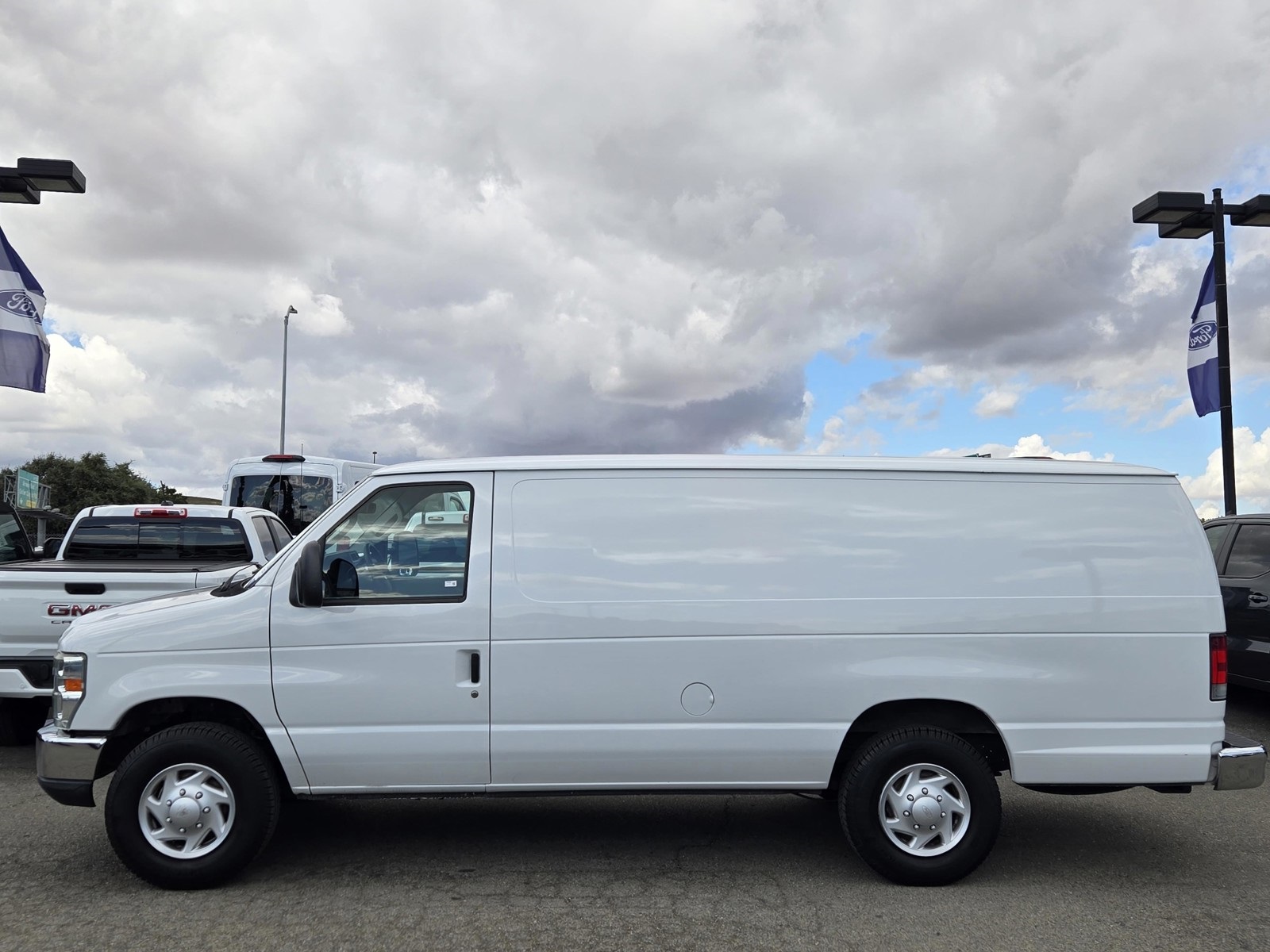2012 Ford E-250 Cargo photo 5