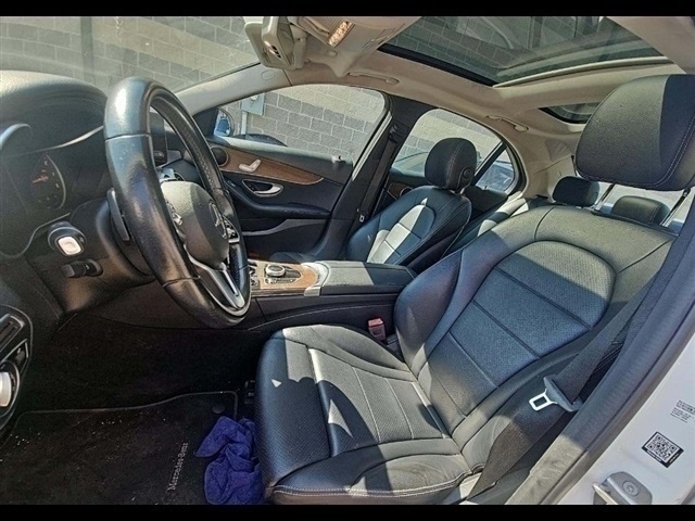 2019 Mercedes Benz C 300 photo 5