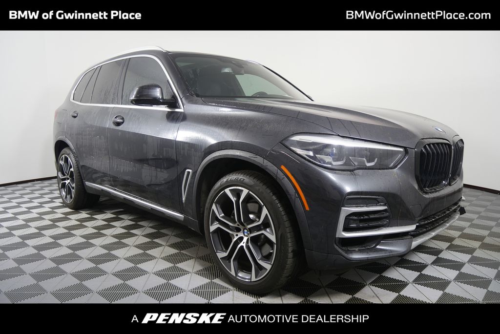 2022 BMW X5 40i's photo