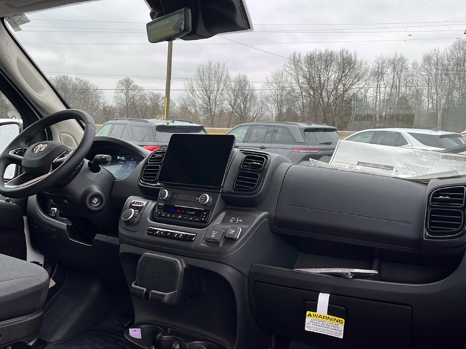 2024 Ram ProMaster 3500 photo 4
