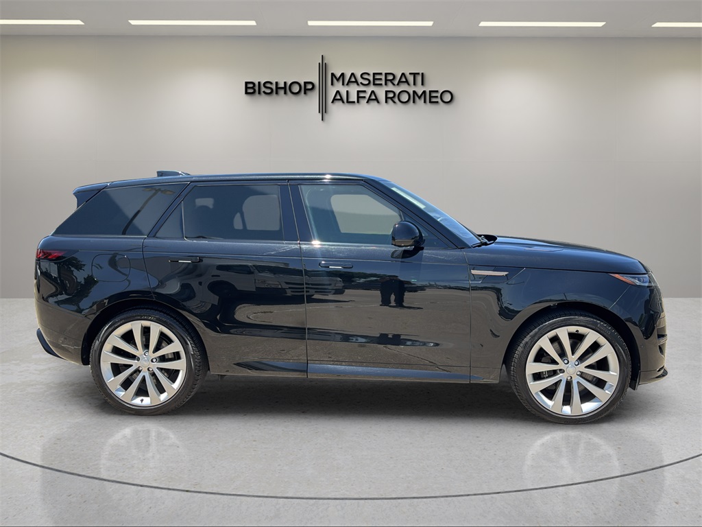 2023 Land Rover Range Rover Sport photo 2