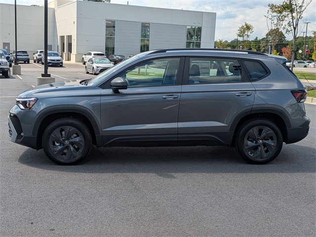2025 Volkswagen Taos S photo 5