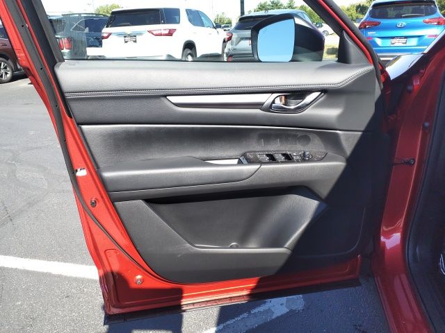 2025 Mazda CX-5 2.5 Select photo 10
