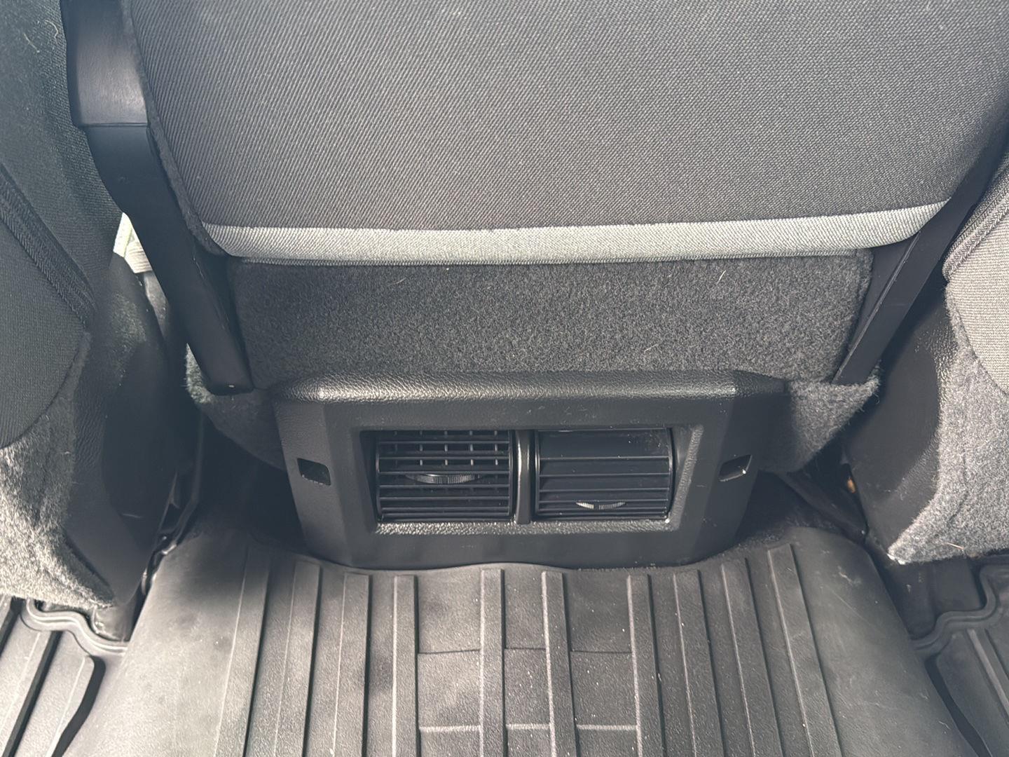 2021 Ram 1500 Classic SLT photo 20