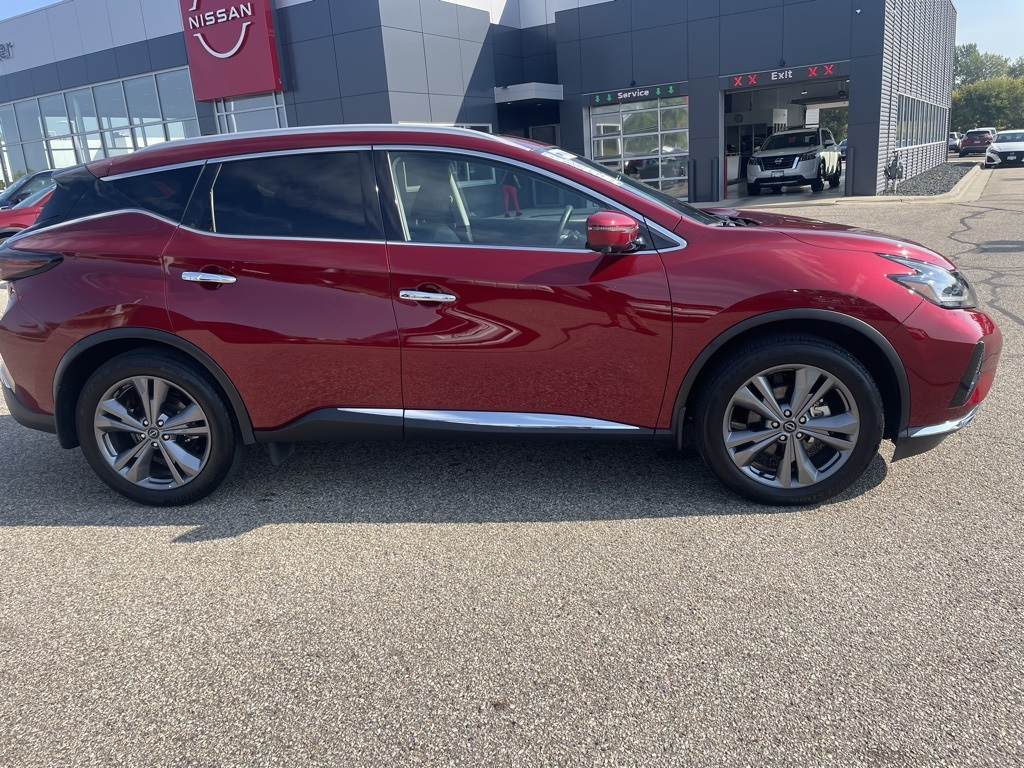 Certified 2024 Nissan Murano Platinum with VIN 5N1AZ2DS7RC118040 for sale in Rochester, Minnesota