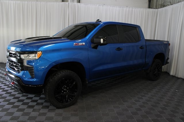 2022 Chevrolet Silverado 1500 LT Trail Boss photo 2