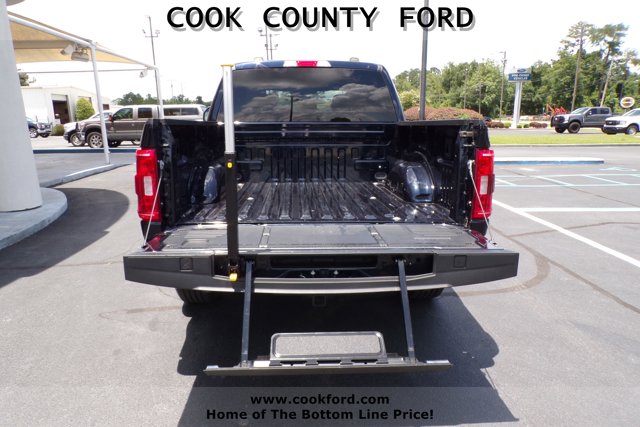 2023 Ford F-150 XLT photo 18