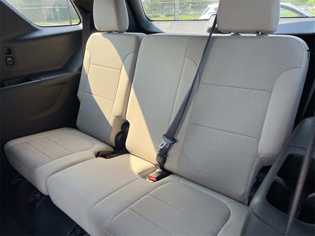 2023 Chevrolet Traverse Cloth photo 11