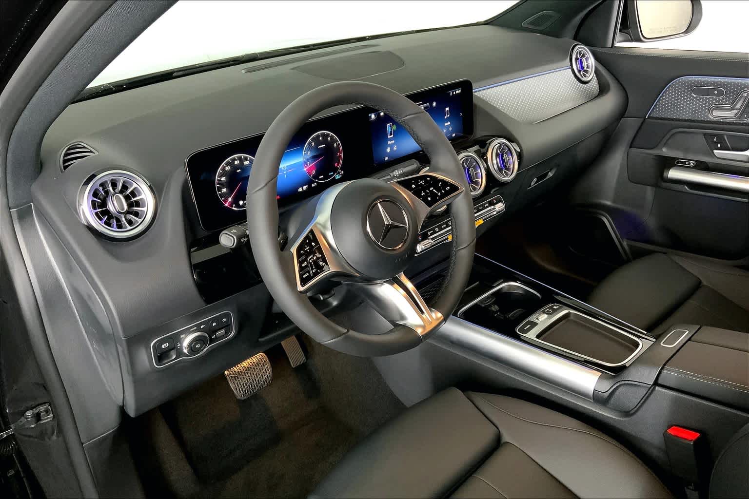 2025 Mercedes Benz GLA 250 4MATIC photo 9