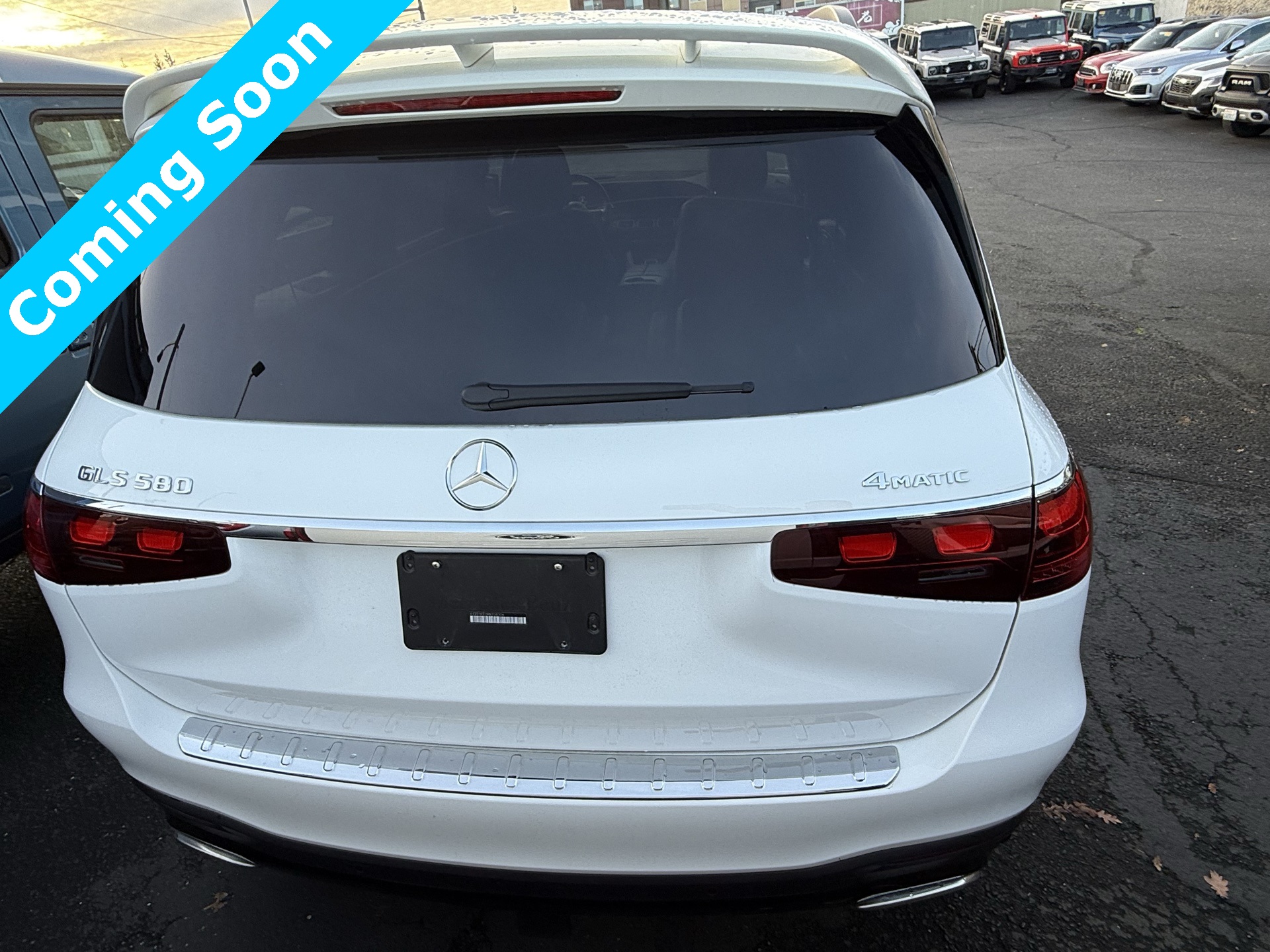 2024 Mercedes Benz GLS 580 photo 3