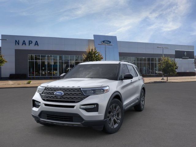 2024 Ford Explorer XLT photo 2