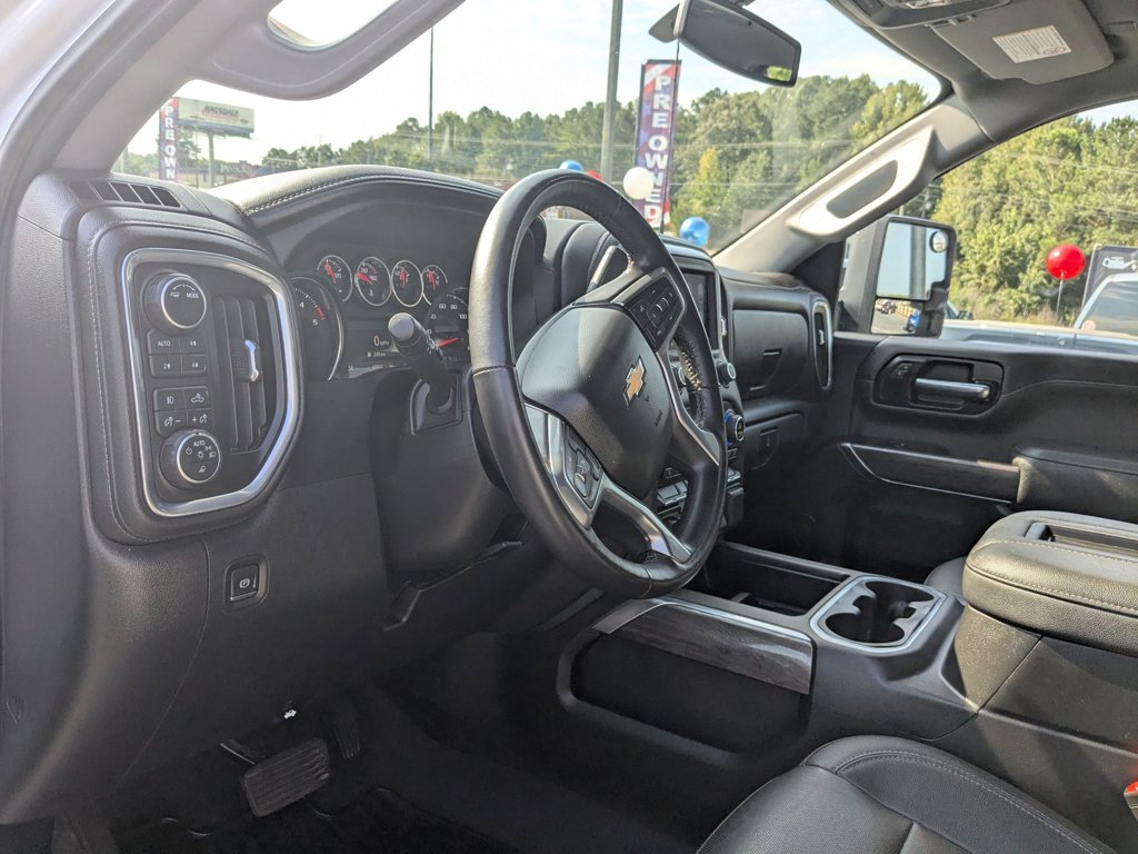 2022 Chevrolet Silverado 3500HD LTZ photo 11
