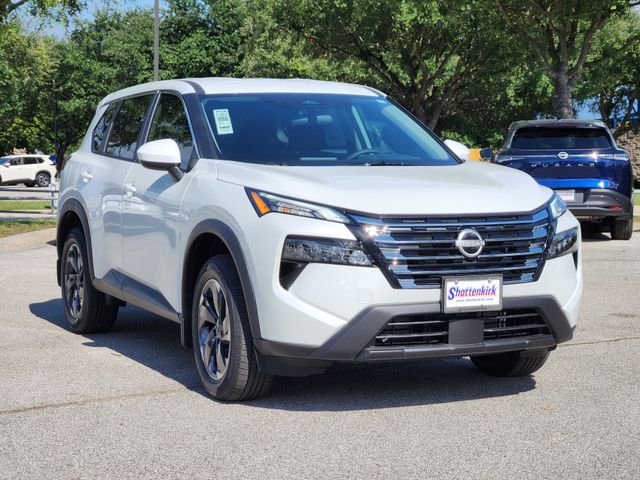 2025 Nissan Rogue SV photo 2