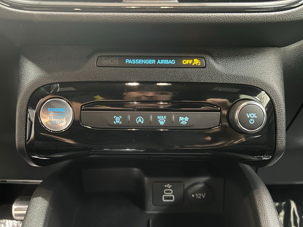 2024 Ford Escape ST-Line Select photo 19