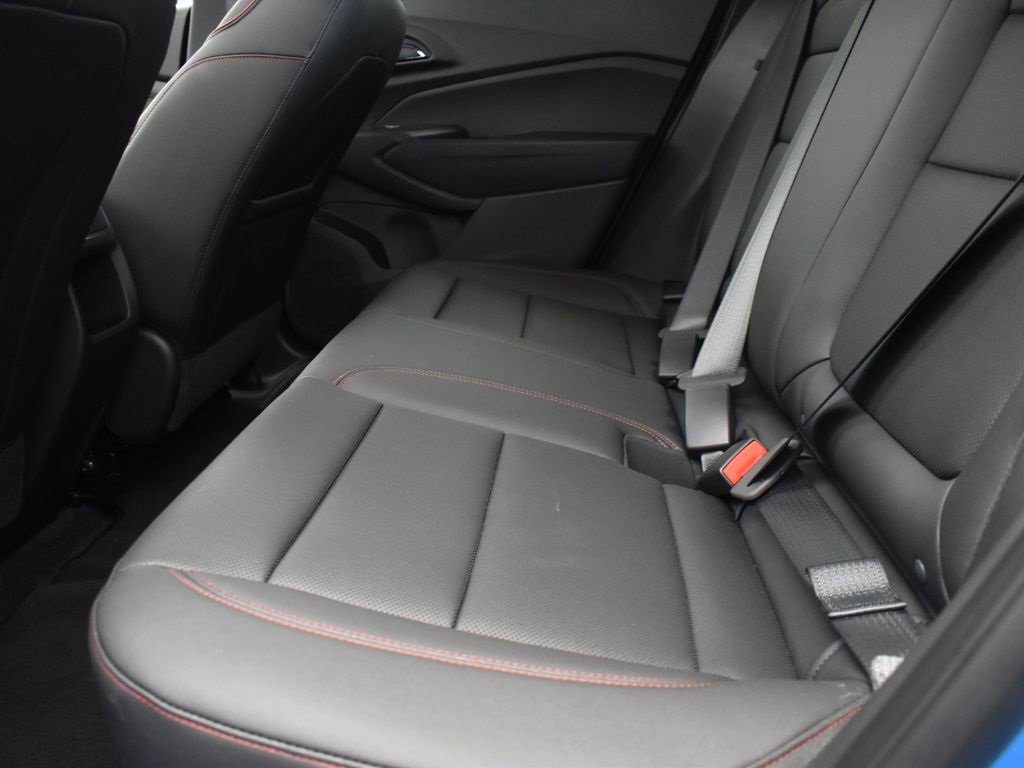 2025 Chevrolet Trax photo 16