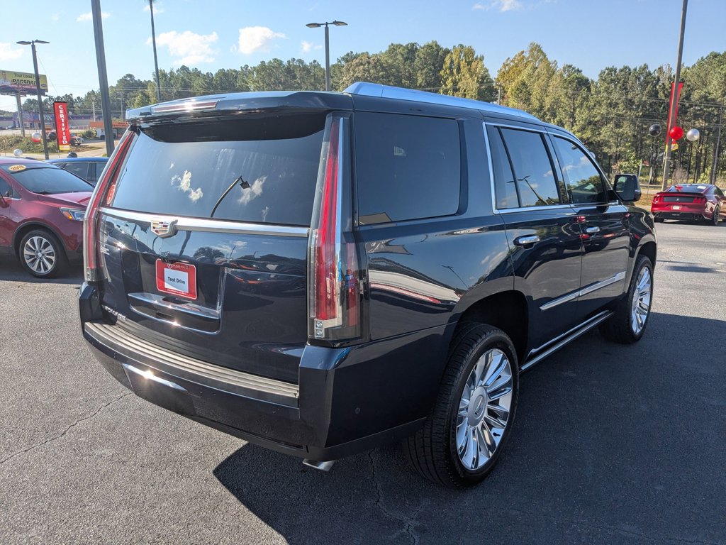 2019 Cadillac Escalade Platinum photo 4