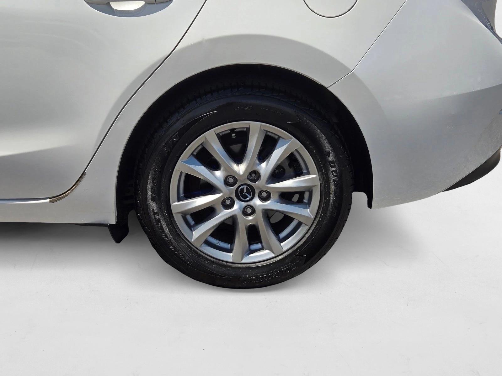 2015 Mazda Mazda3 Touring photo 22
