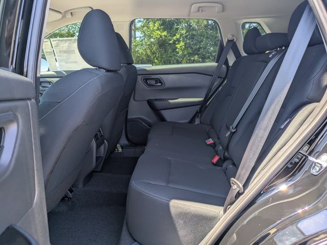 2026 Nissan Rogue S photo 4
