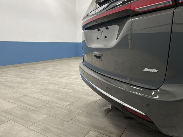 2025 Chrysler Pacifica photo 32