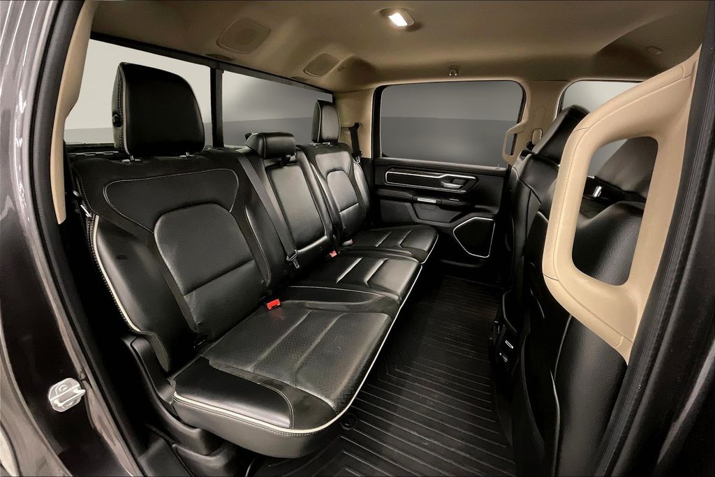 2019 Ram 1500 Laramie photo 24