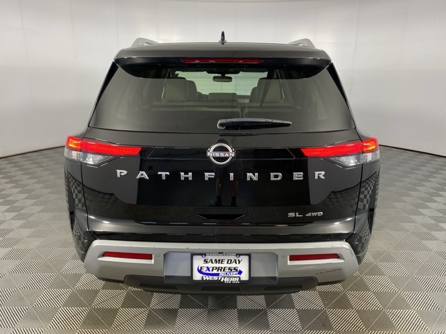 2022 Nissan Pathfinder SL photo 10