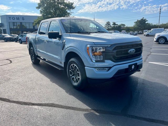 2023 Ford F-150 XLT photo 4