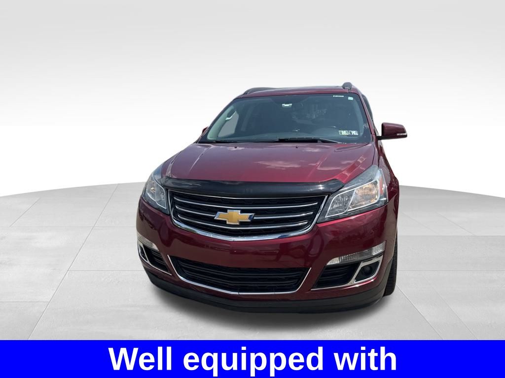 2015 Chevrolet Traverse 1LT photo 2